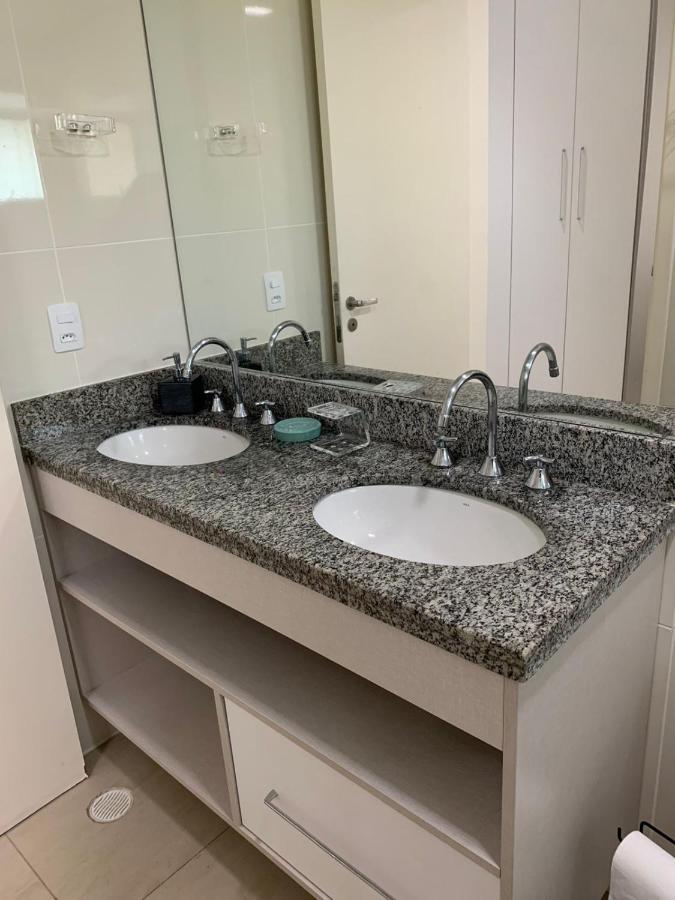 グァルジャーFlat Em Pitangueiras - Sacada Gourmet, 3 Dorms, Limpeza Diaria E Serv De Praiaアパートメント エクステリア 写真